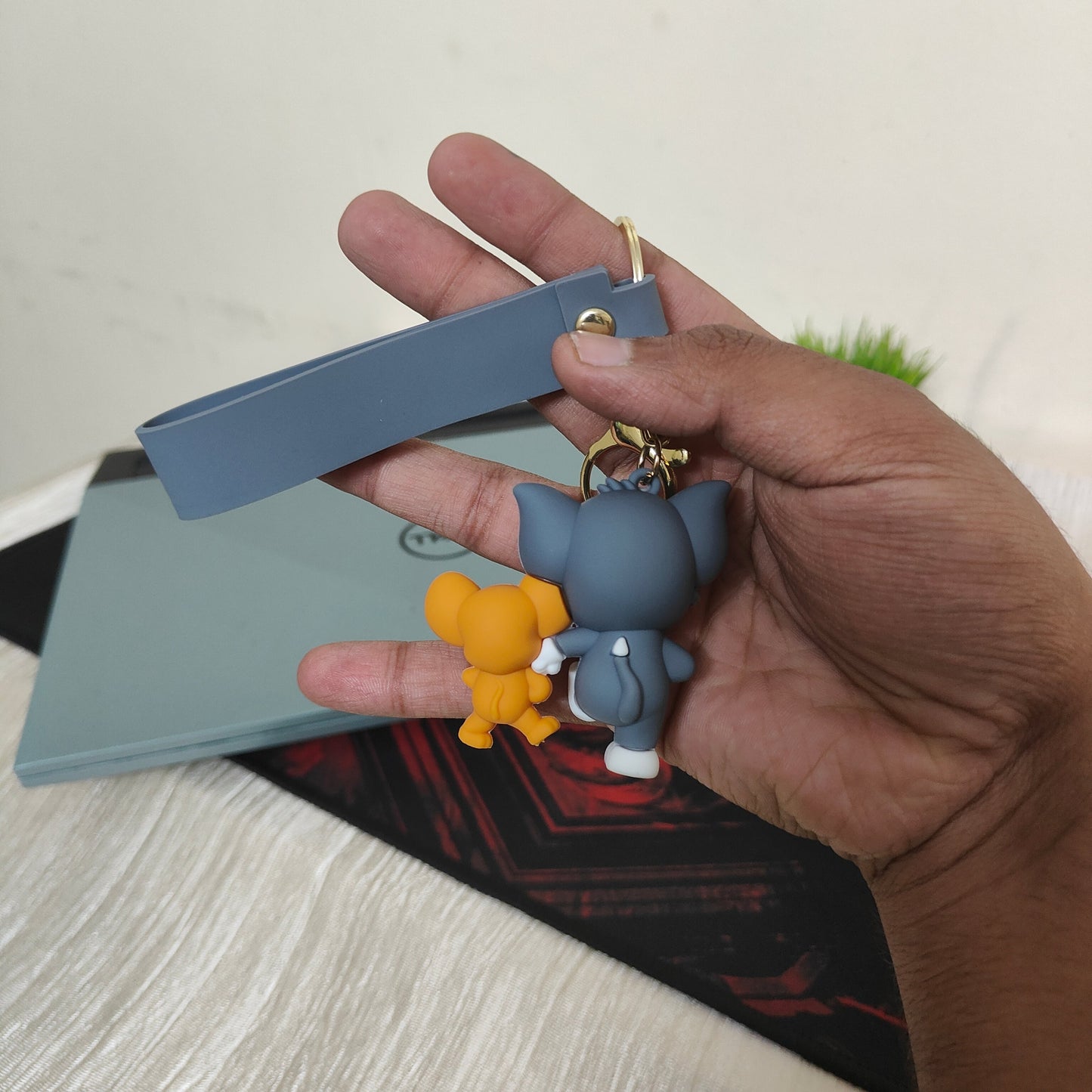 Tom & Jerry Soft Rubber Duo Keychain – Side-by-Side Stroll Edition